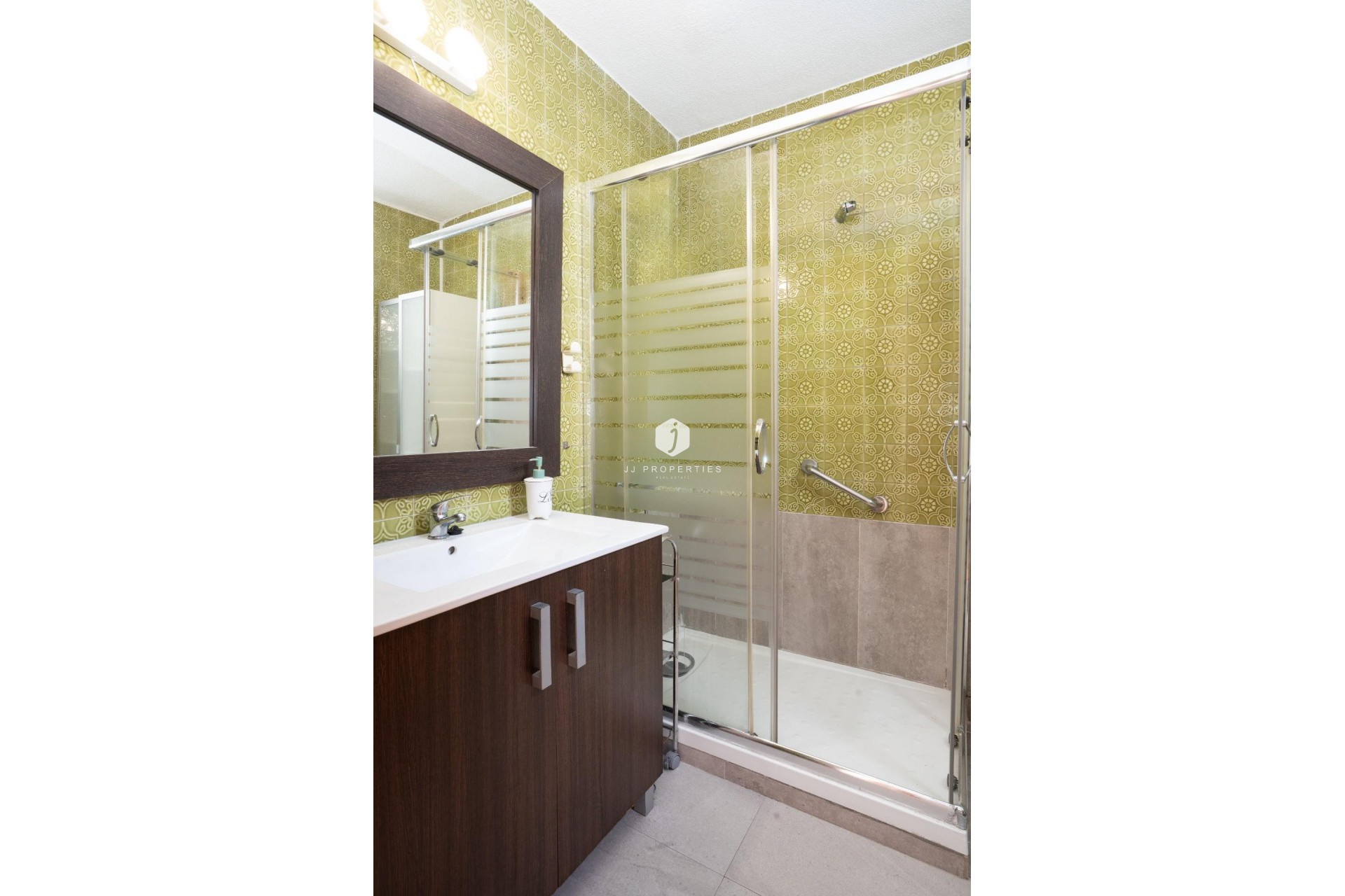 Resale - Apartment / flat -
Torrevieja - El Acequión - Los Náufragos