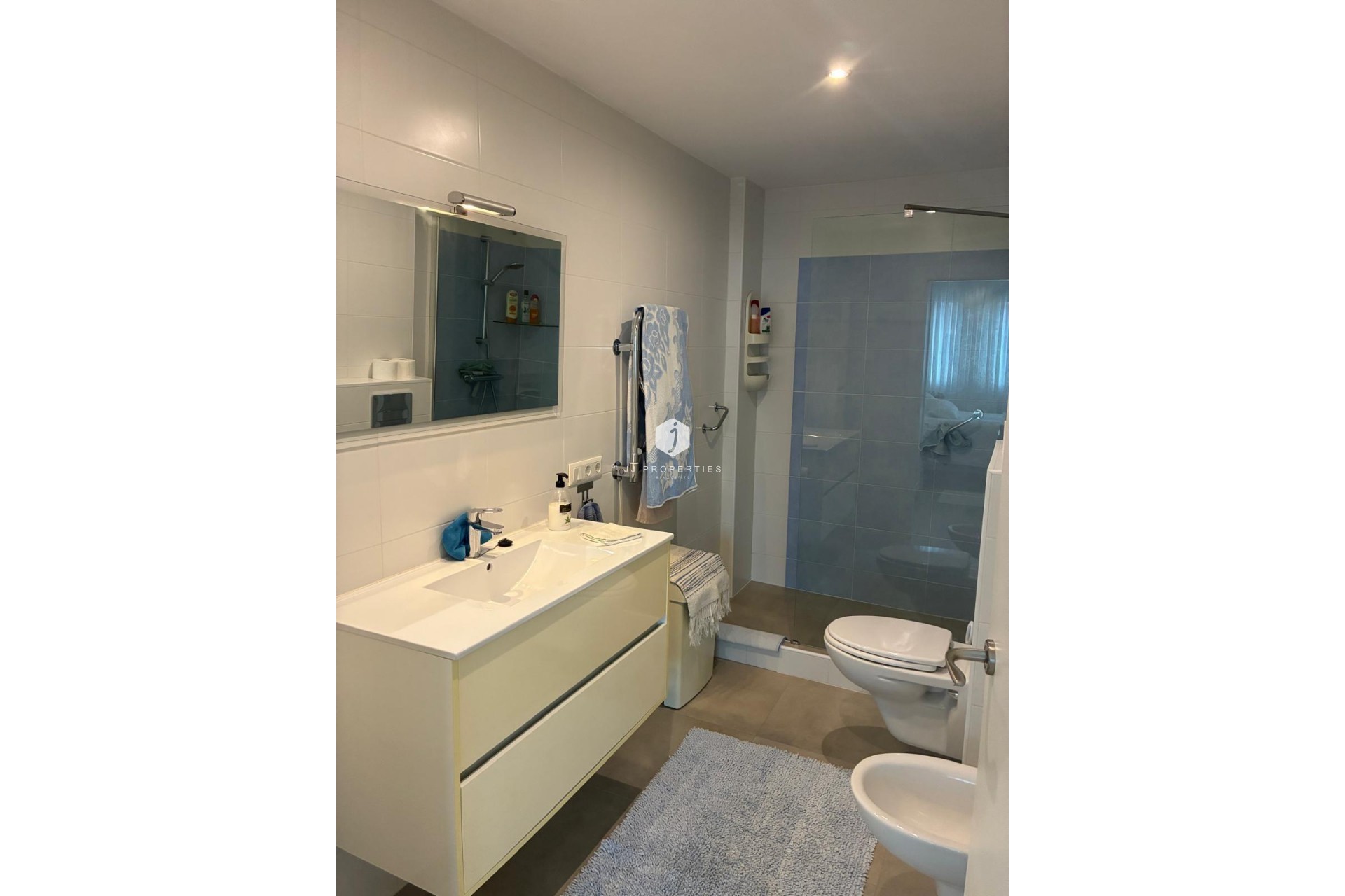 Resale - Apartment / flat -
Torrevieja - El Acequión - Los Náufragos