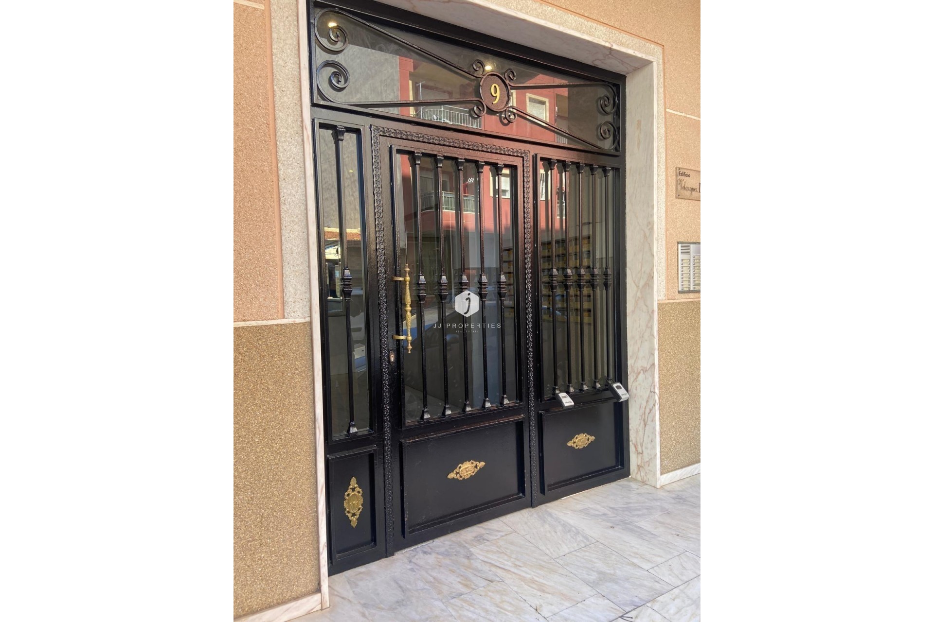 Resale - Apartment / flat -
Torrevieja - El molino