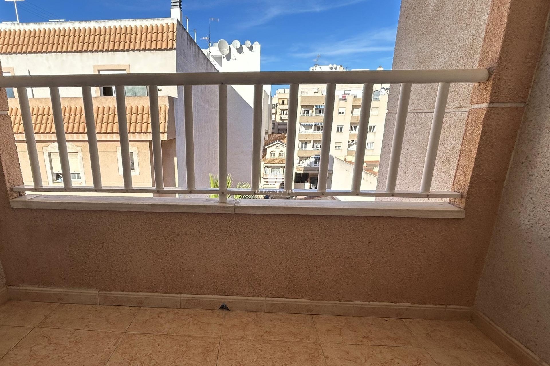 Resale - Apartment / flat -
Torrevieja - El molino