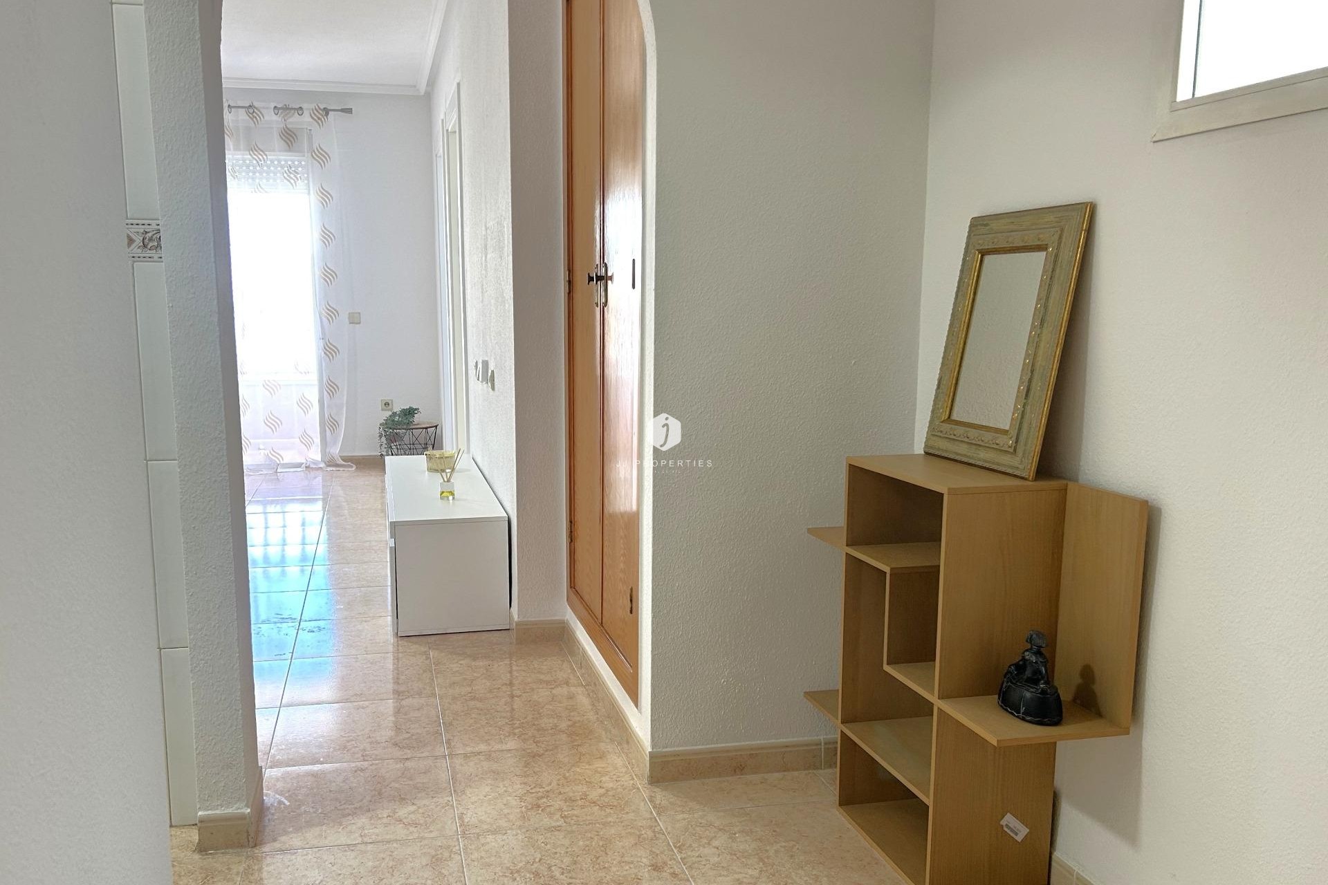 Resale - Apartment / flat -
Torrevieja - El molino