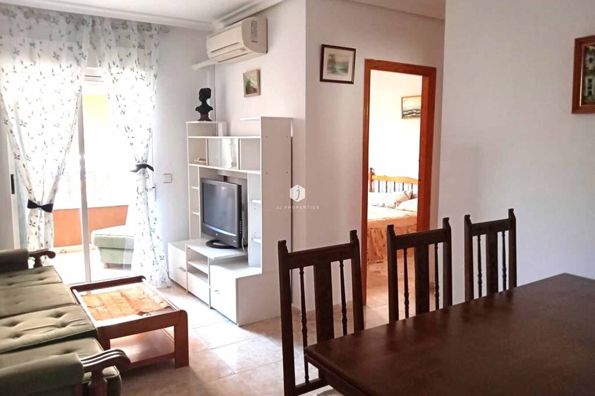 Resale - Apartment / flat -
Torrevieja - El molino