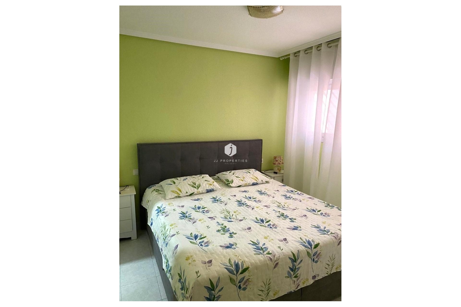 Resale - Apartment / flat -
Torrevieja - El molino