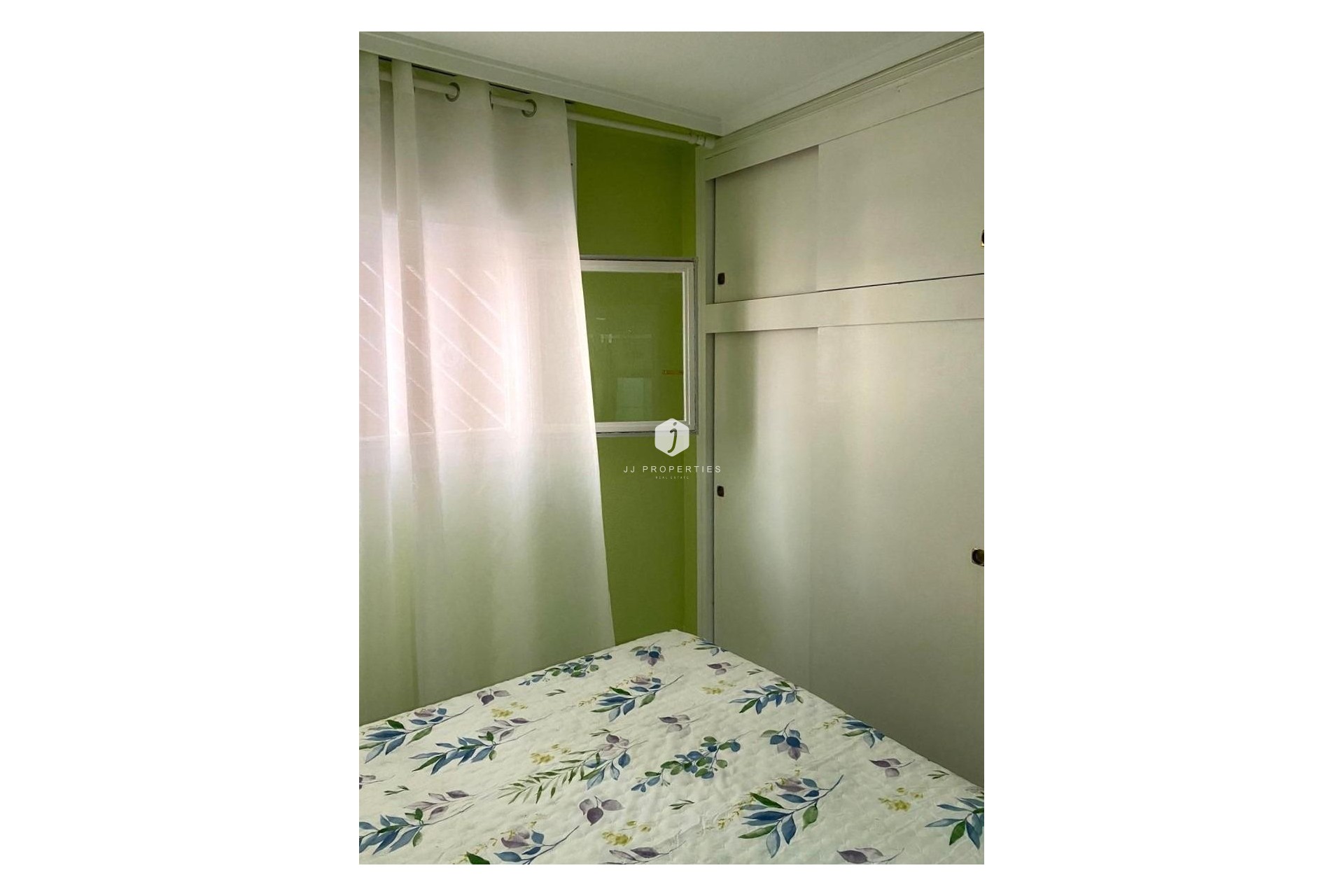 Resale - Apartment / flat -
Torrevieja - El molino