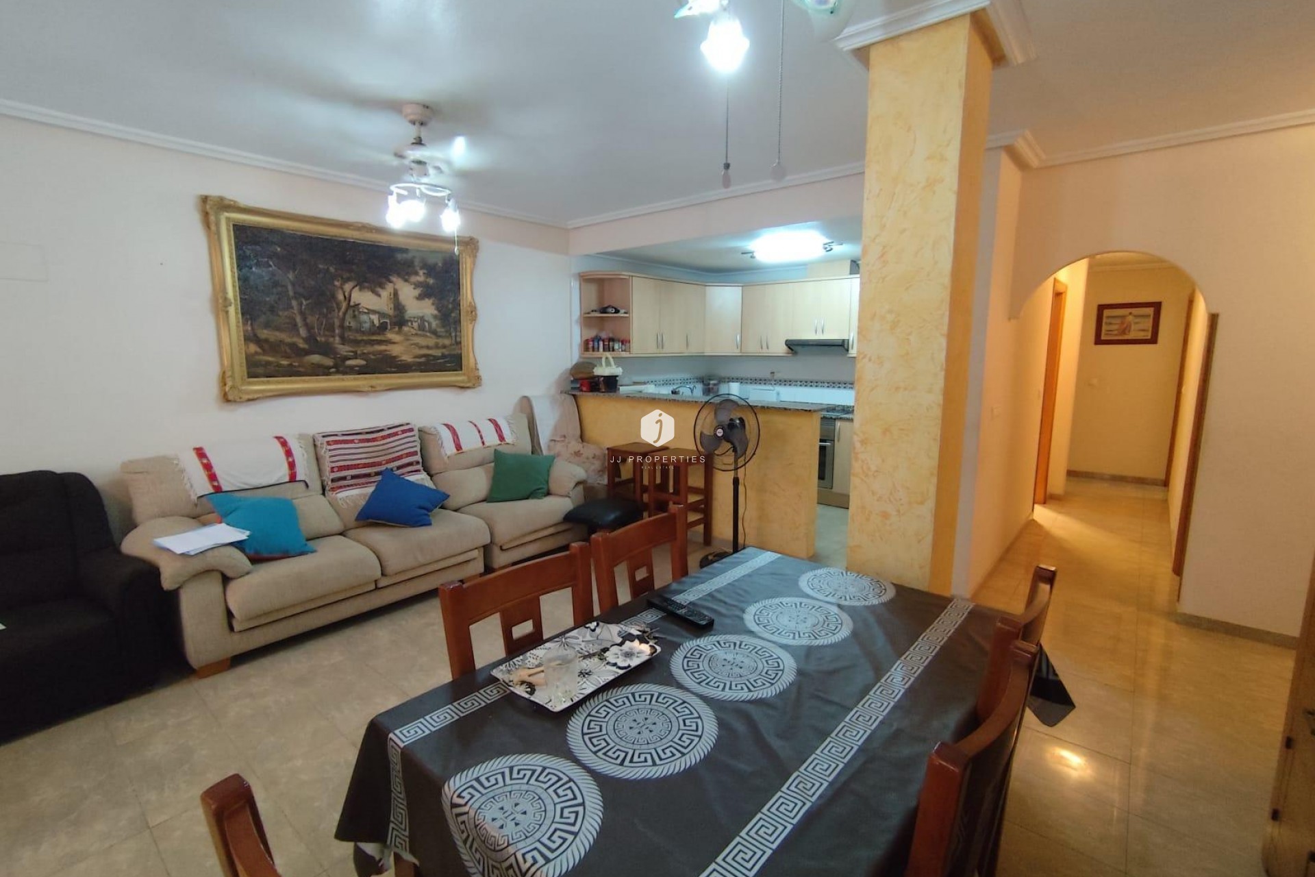 Resale - Apartment / flat -
Torrevieja - Estacion de autobuses