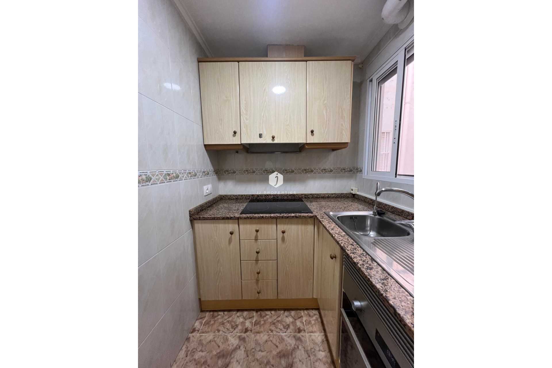 Resale - Apartment / flat -
Torrevieja - Estacion de autobuses
