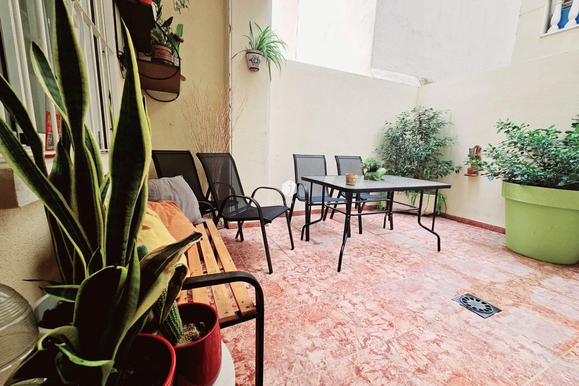 Resale - Apartment / flat -
Torrevieja - Estacion de autobuses