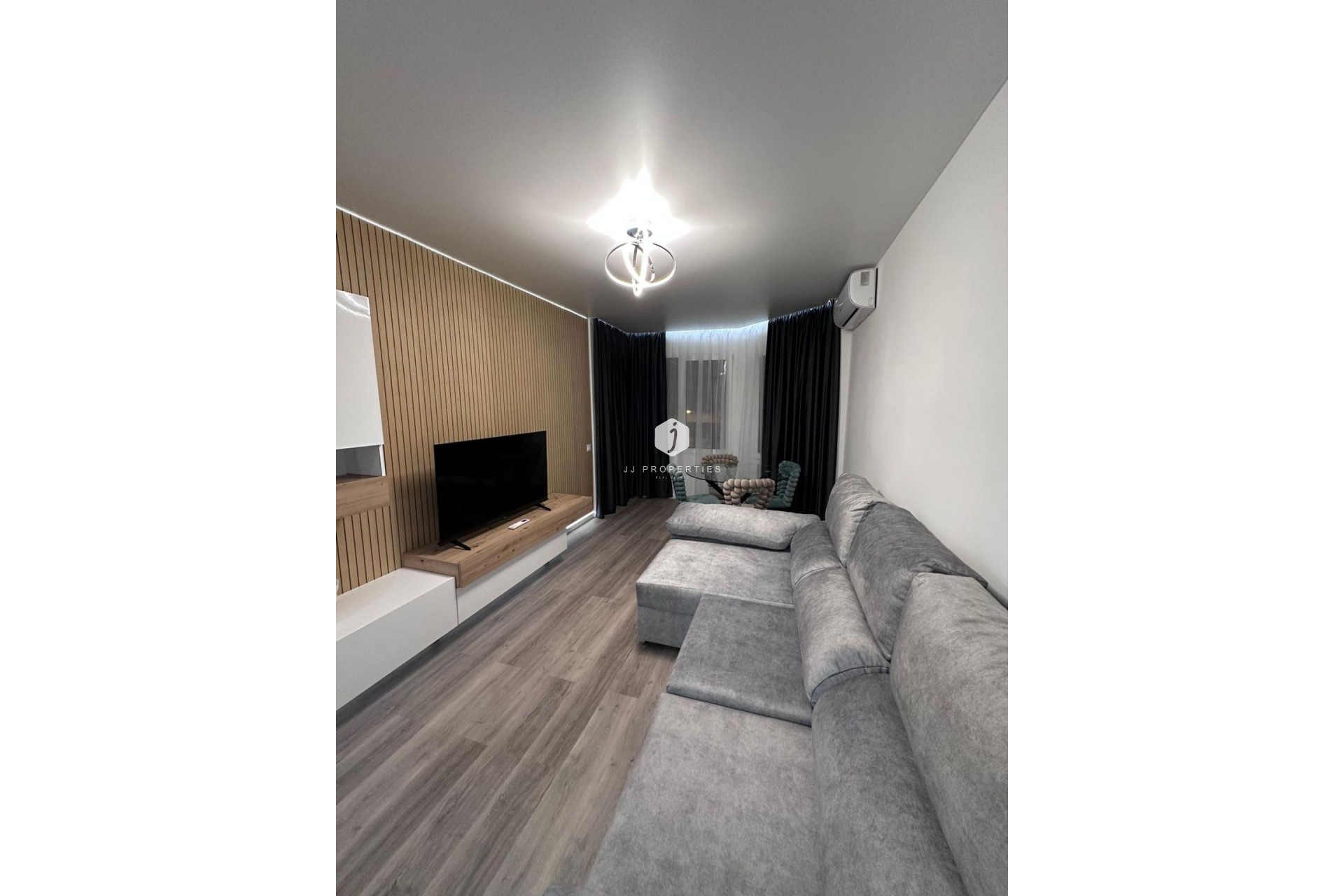 Resale - Apartment / flat -
Torrevieja - Estacion de autobuses