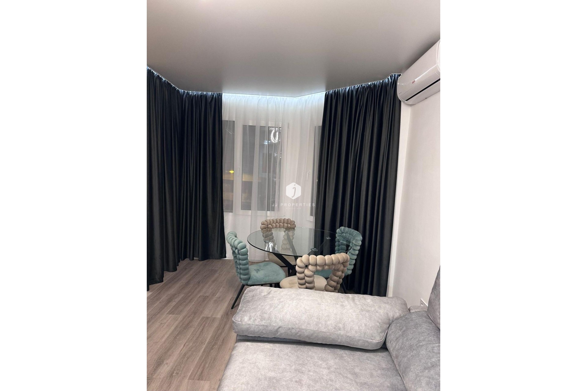 Resale - Apartment / flat -
Torrevieja - Estacion de autobuses