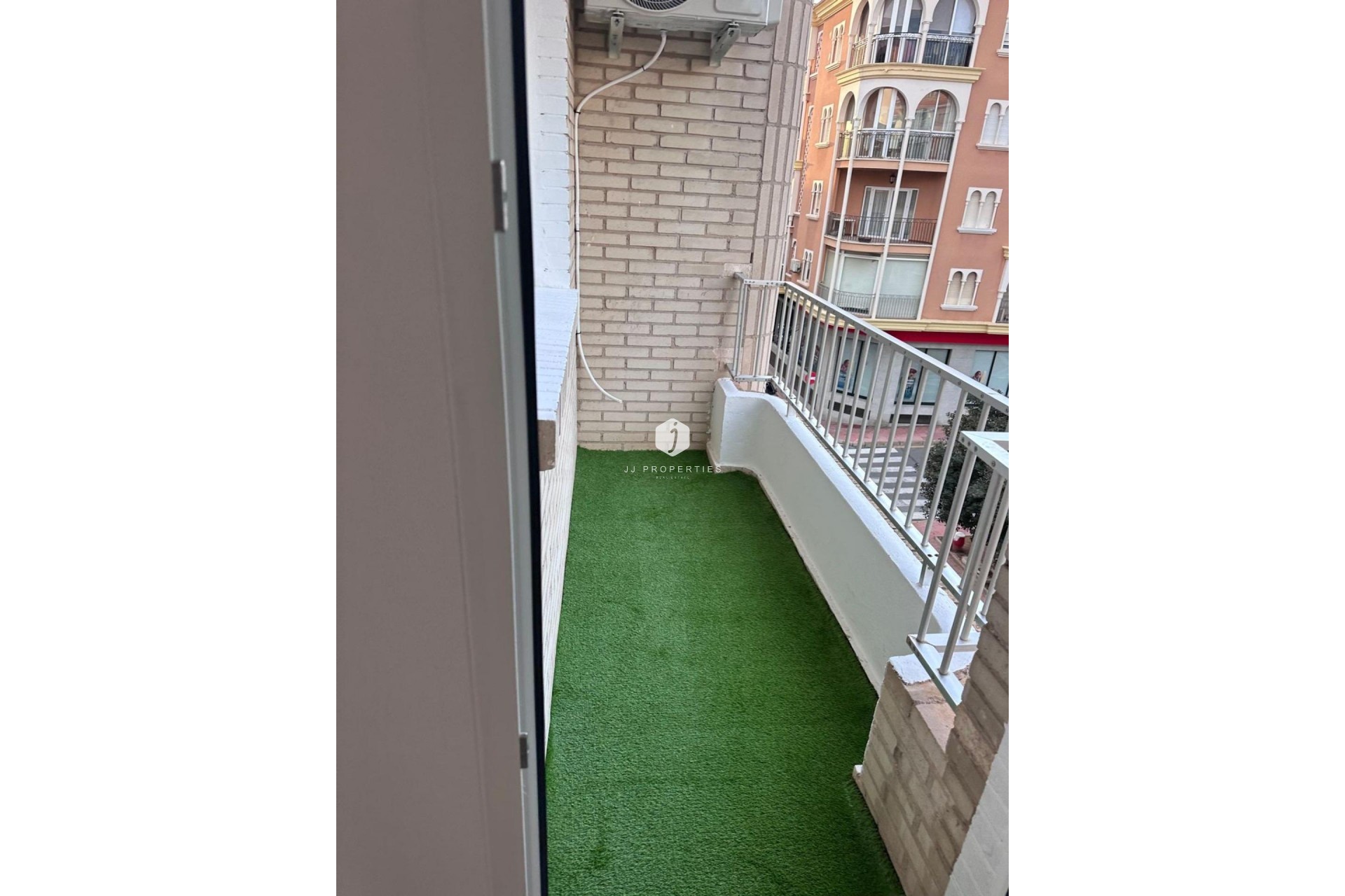 Resale - Apartment / flat -
Torrevieja - Estacion de autobuses