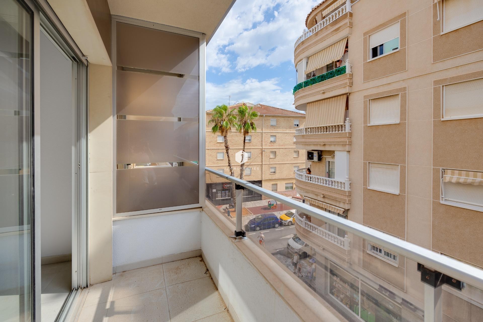 Resale - Apartment / flat -
Torrevieja - Estacion de autobuses