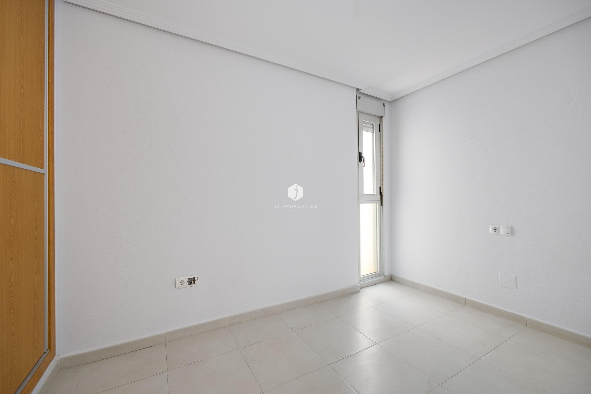Resale - Apartment / flat -
Torrevieja - Estacion de autobuses