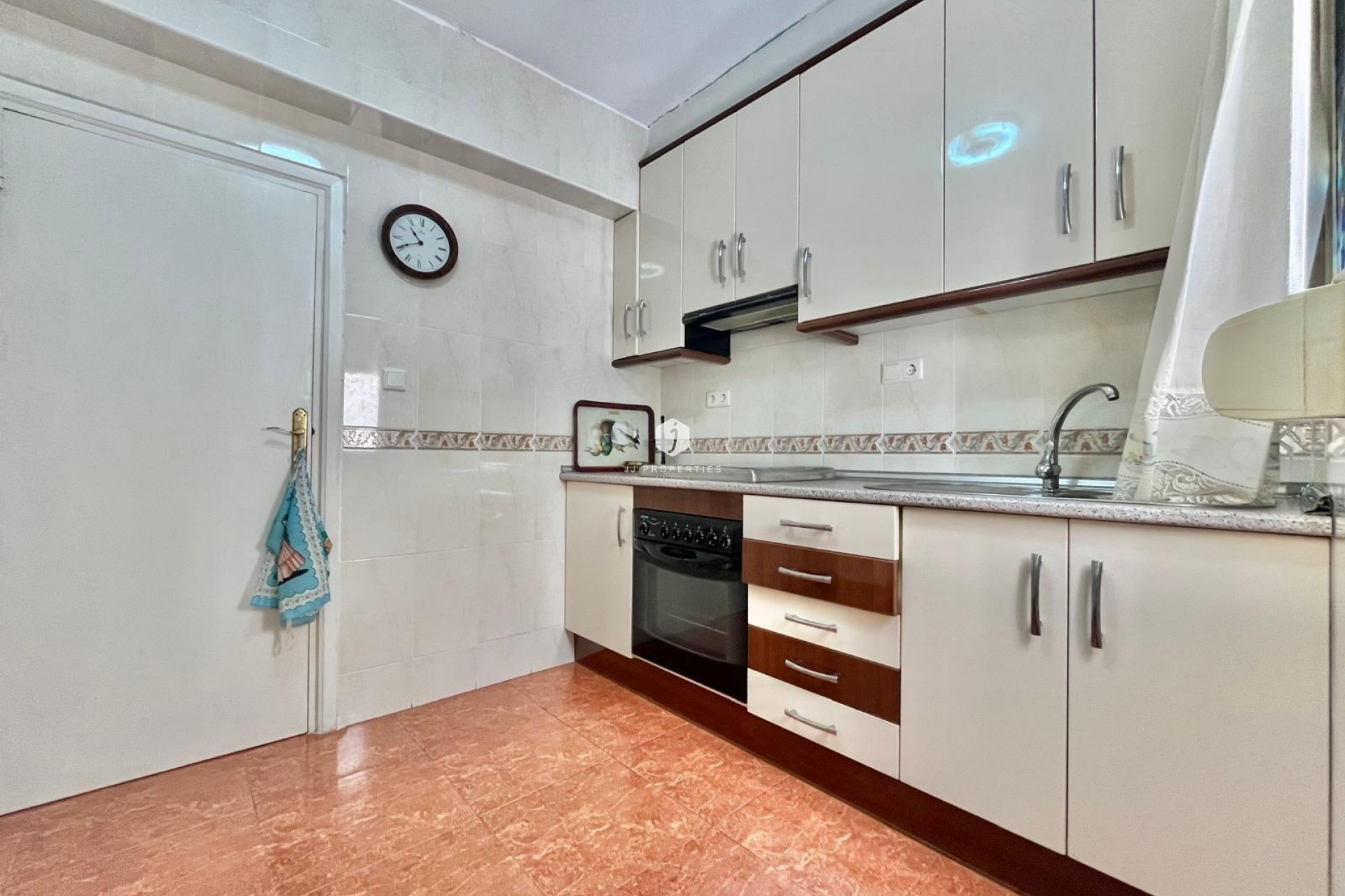 Resale - Apartment / flat -
Torrevieja - Estacion de autobuses