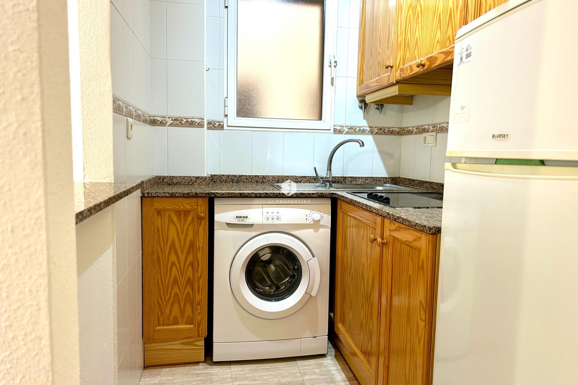 Resale - Apartment / flat -
Torrevieja - Estacion de autobuses