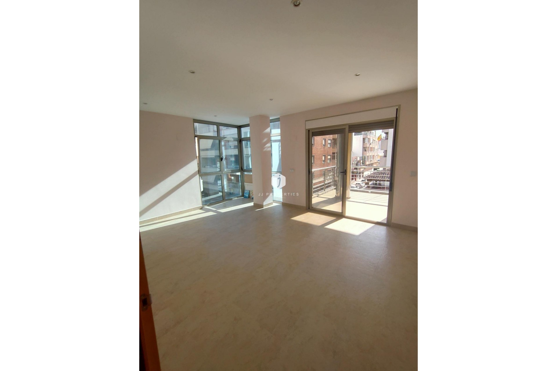 Resale - Apartment / flat -
Torrevieja - Estacion de autobuses