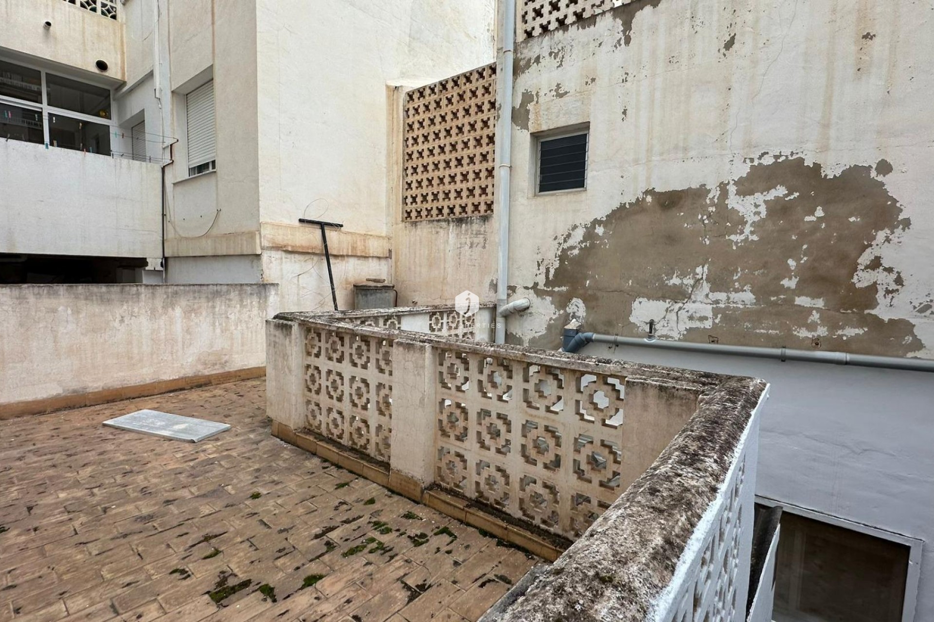 Resale - Apartment / flat -
Torrevieja - Estacion de autobuses