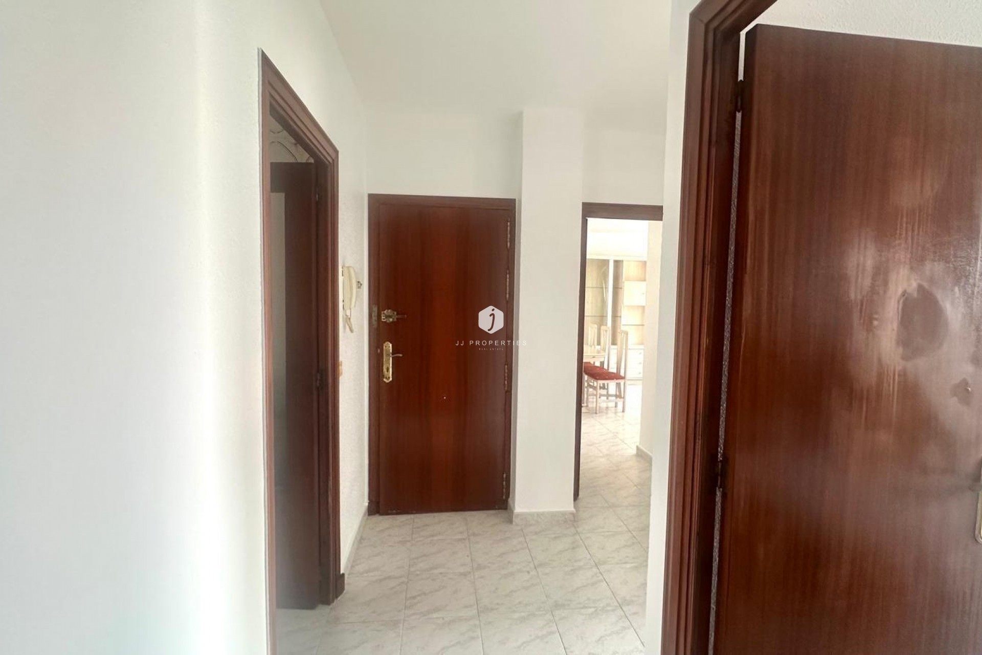 Resale - Apartment / flat -
Torrevieja - Estacion de autobuses