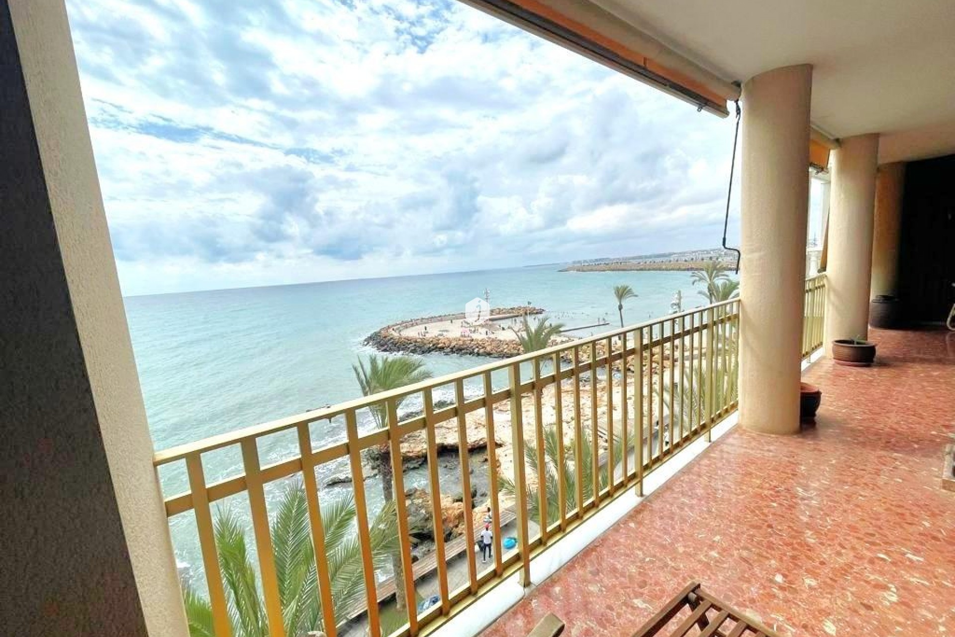 Resale - Apartment / flat -
Torrevieja - Estacion de autobuses