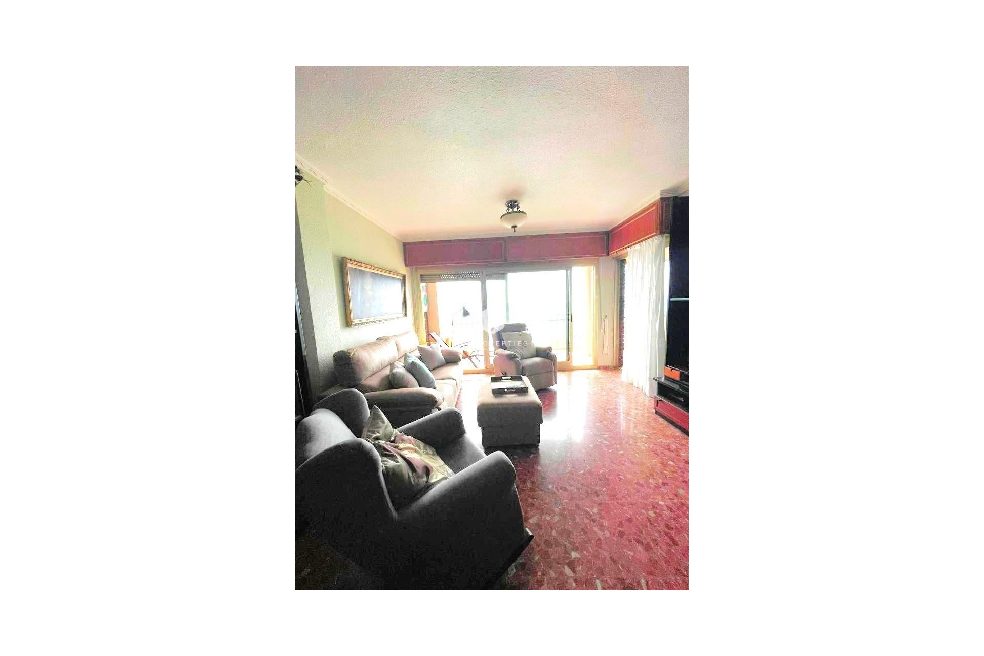 Resale - Apartment / flat -
Torrevieja - Estacion de autobuses