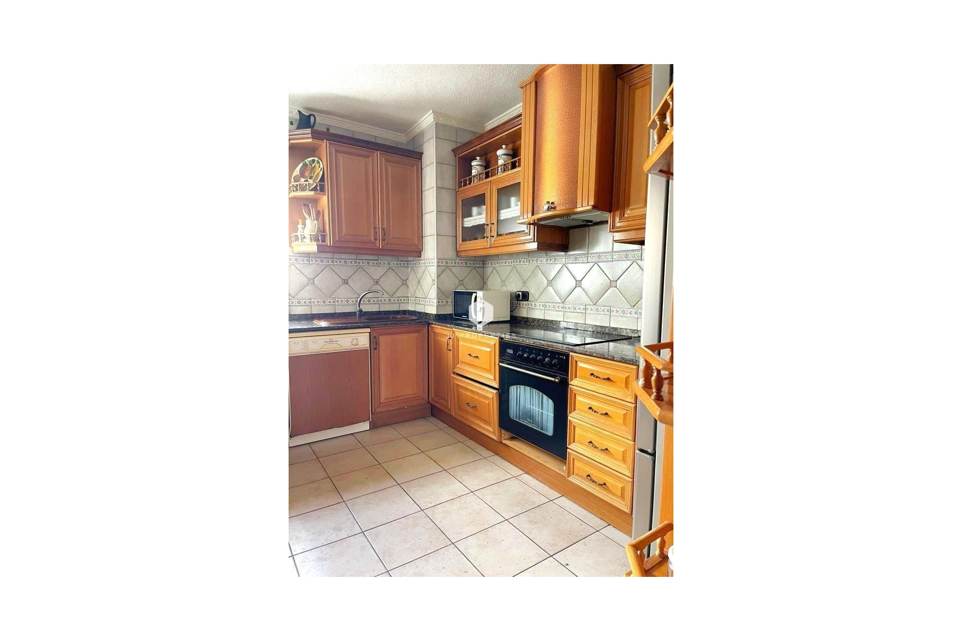 Resale - Apartment / flat -
Torrevieja - Estacion de autobuses