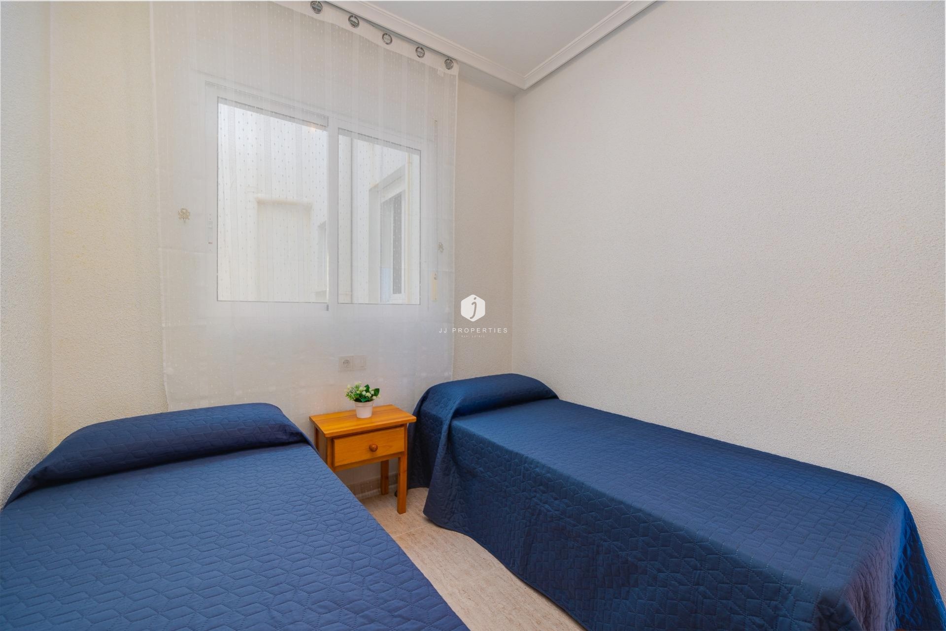 Resale - Apartment / flat -
Torrevieja - Estacion de autobuses