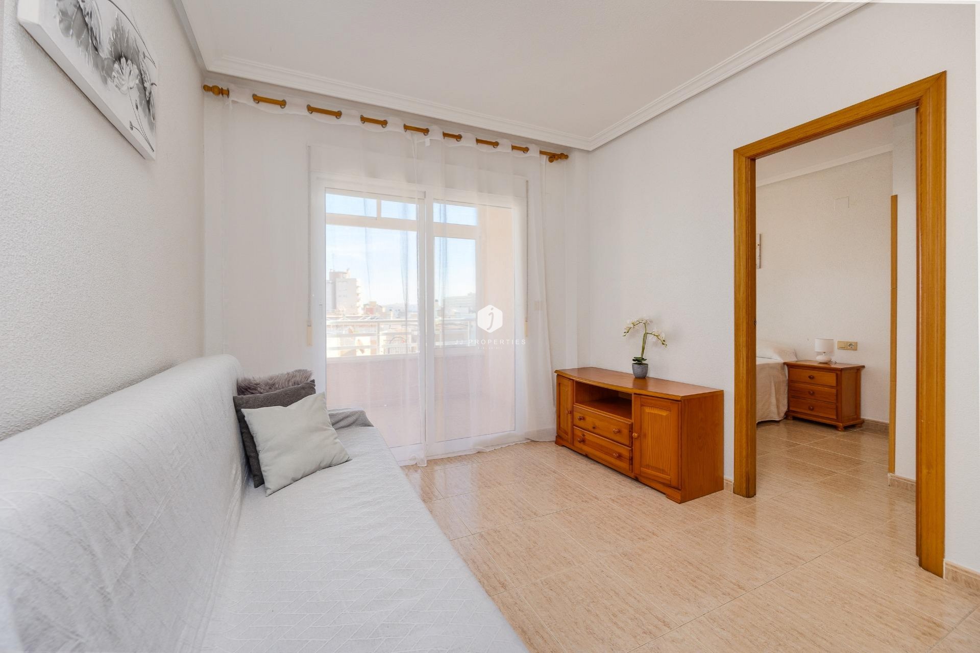 Resale - Apartment / flat -
Torrevieja - Estacion de autobuses