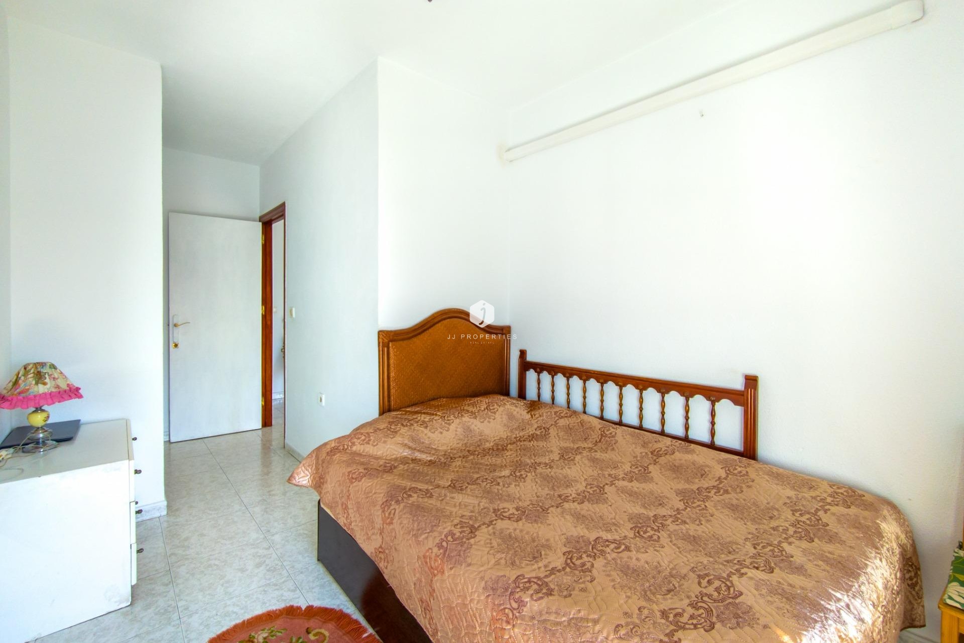 Resale - Apartment / flat -
Torrevieja - Estacion de autobuses