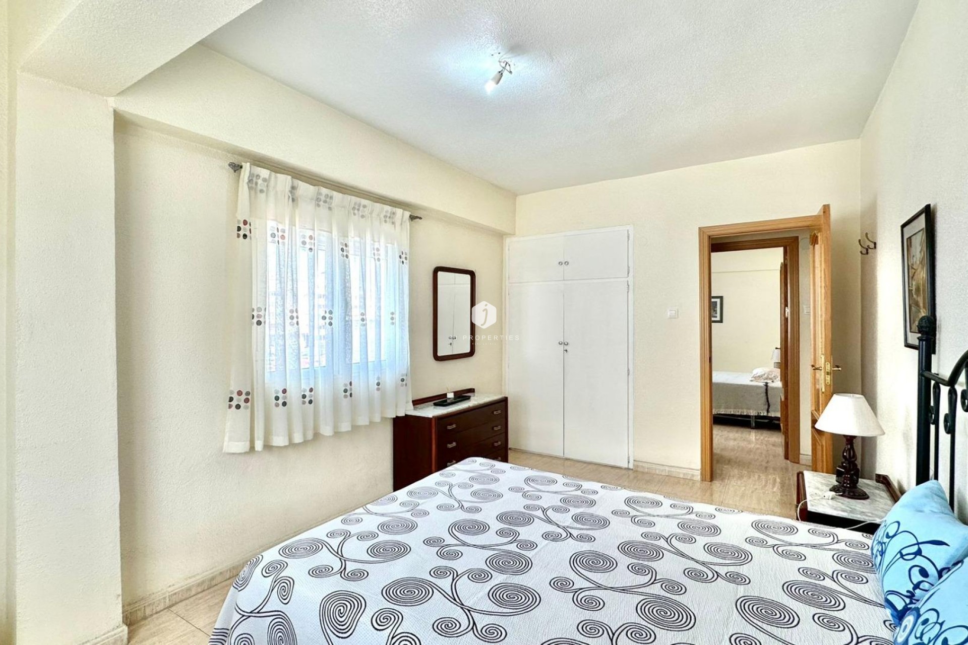 Resale - Apartment / flat -
Torrevieja - Estacion de autobuses