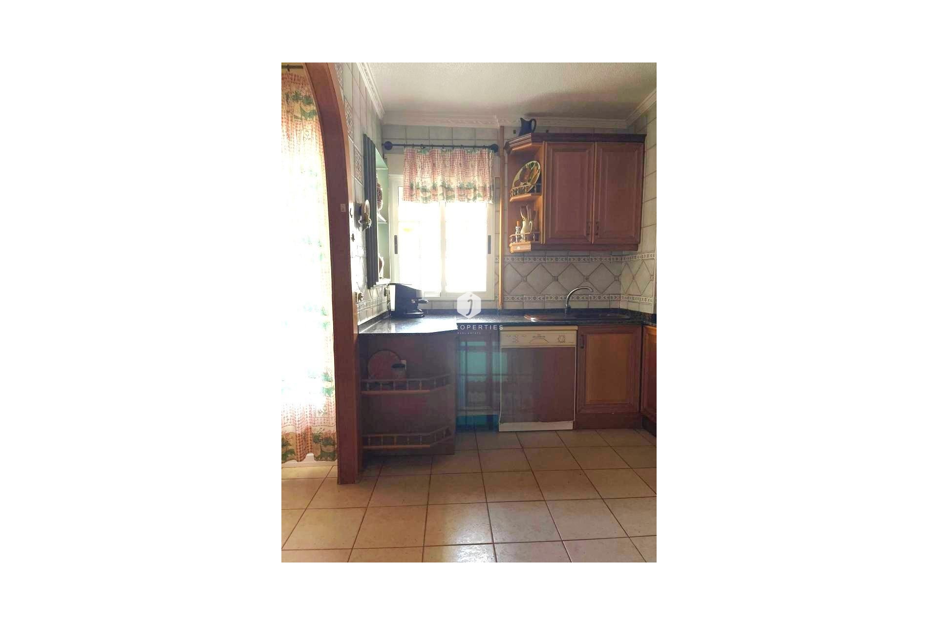 Resale - Apartment / flat -
Torrevieja - Estacion de autobuses
