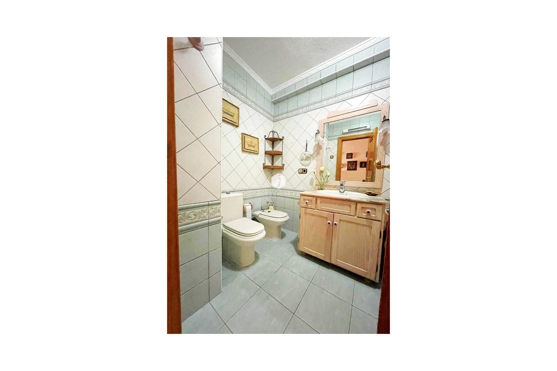 Resale - Apartment / flat -
Torrevieja - Estacion de autobuses
