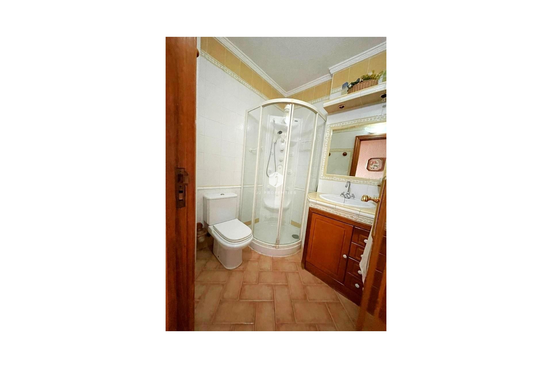 Resale - Apartment / flat -
Torrevieja - Estacion de autobuses