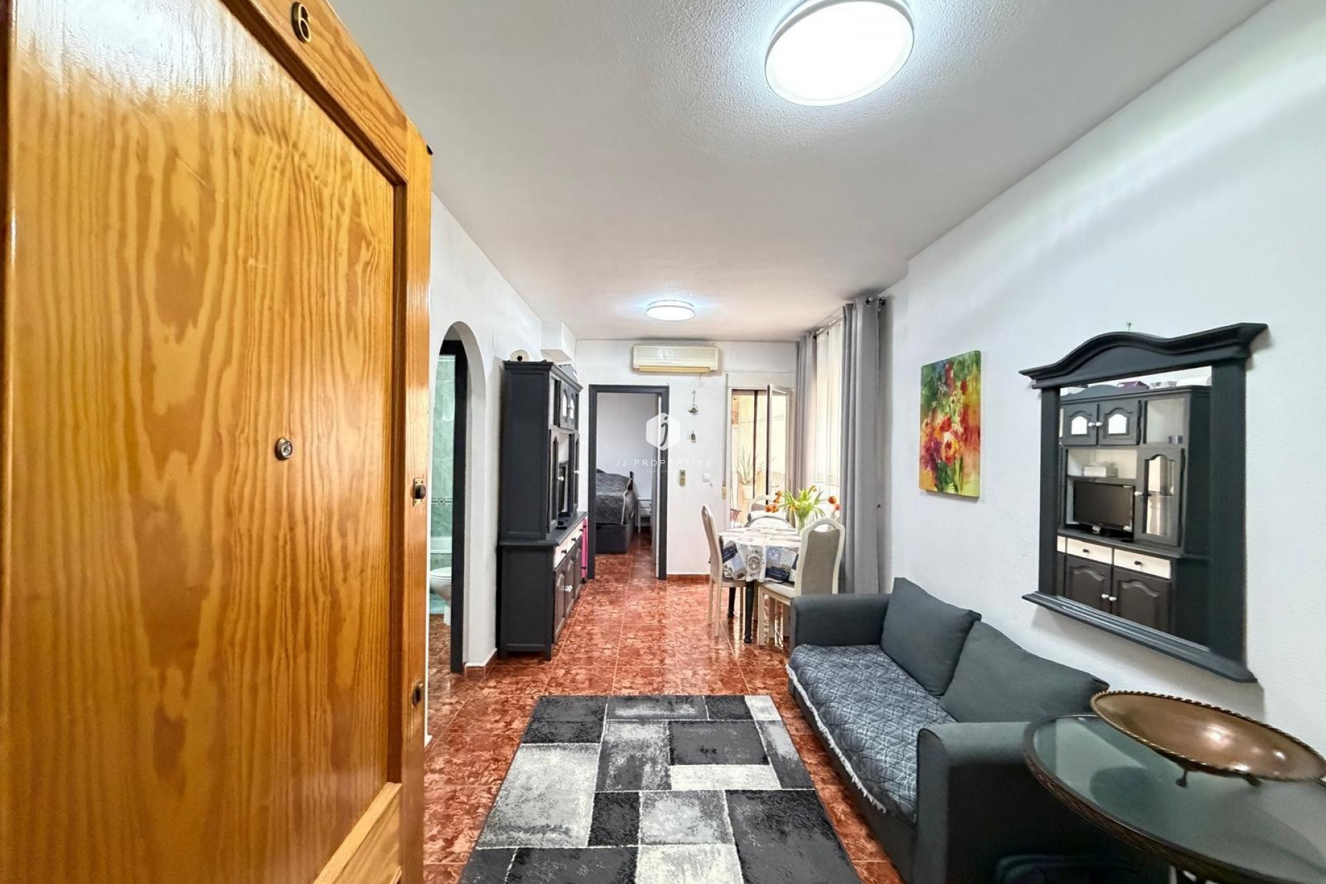 Resale - Apartment / flat -
Torrevieja - Estacion de autobuses