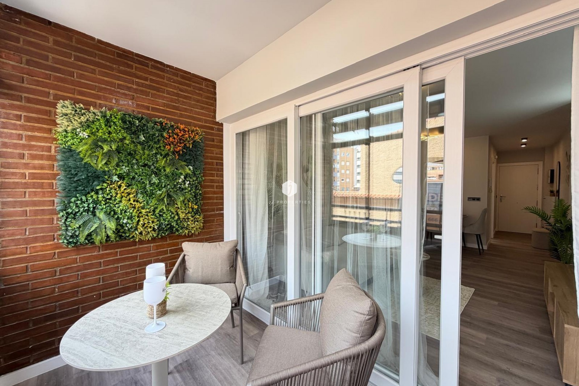Resale - Apartment / flat -
Torrevieja - Estacion de autobuses