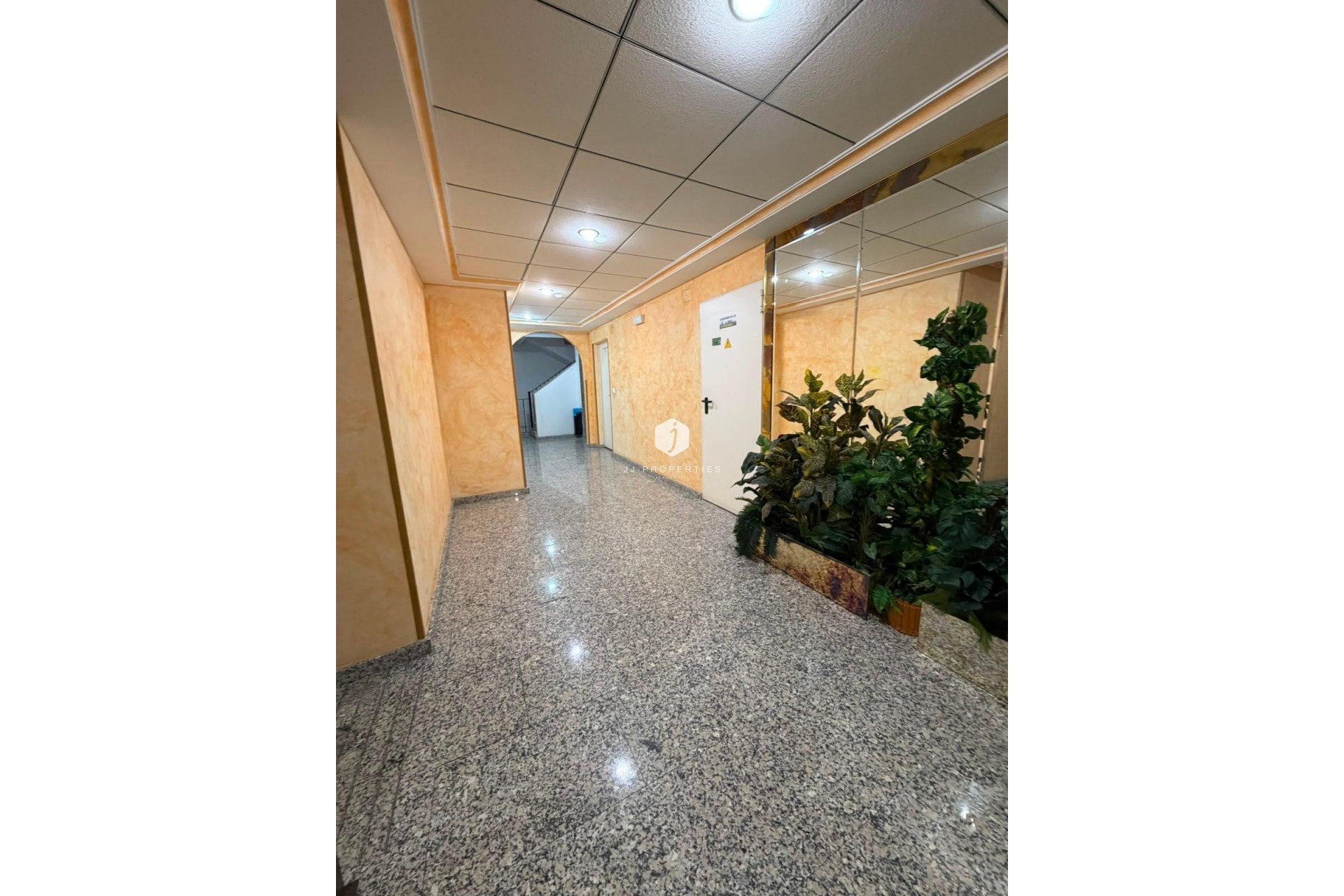Resale - Apartment / flat -
Torrevieja - Estacion de autobuses