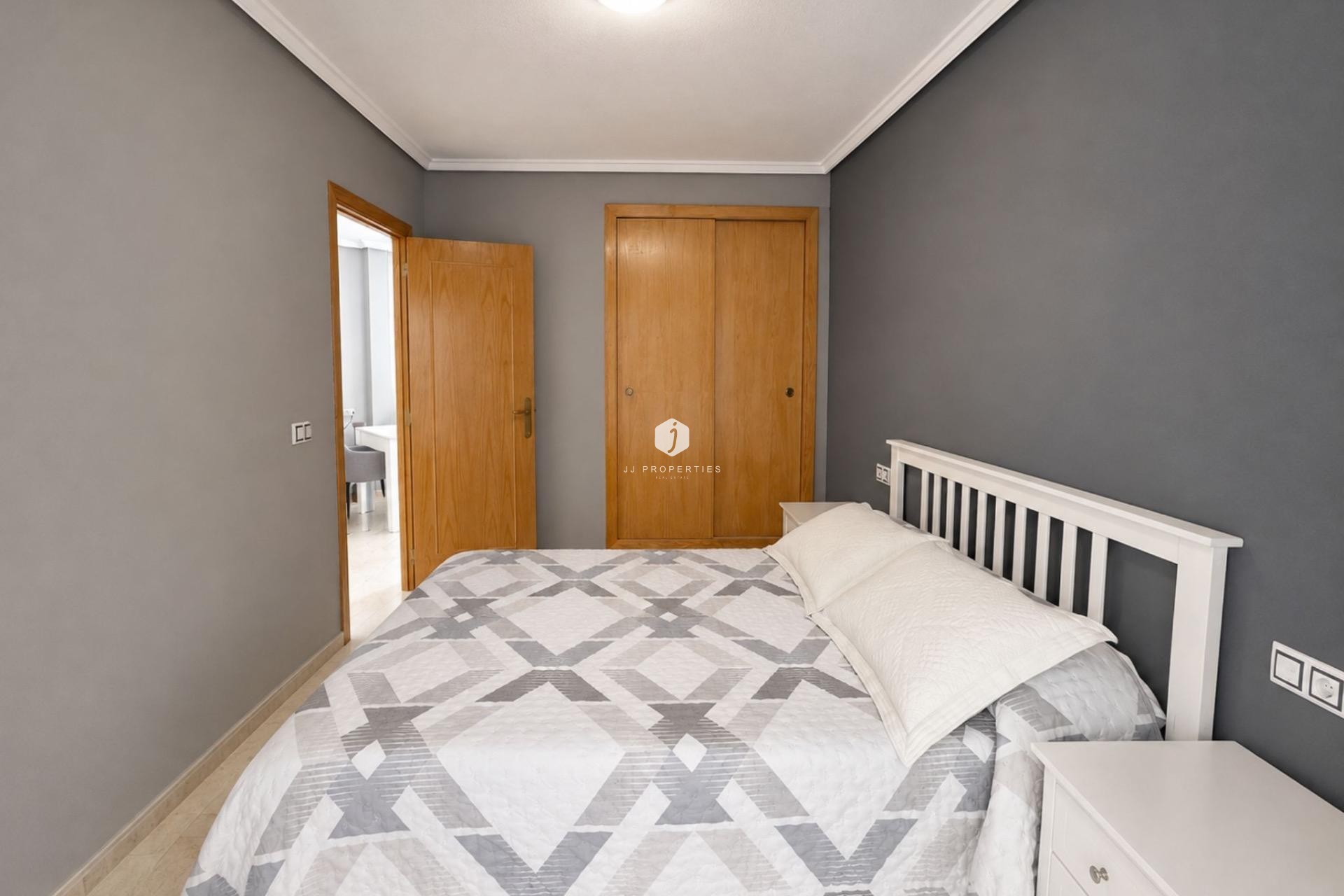 Resale - Apartment / flat -
Torrevieja - Estacion de autobuses