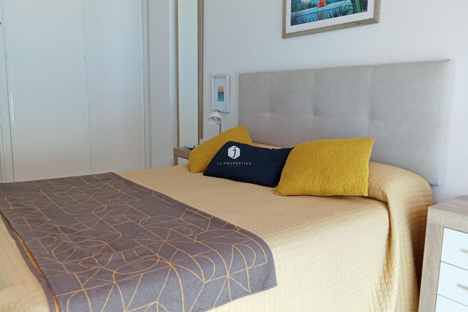 Resale - Apartment / flat -
Torrevieja - Estacion de autobuses