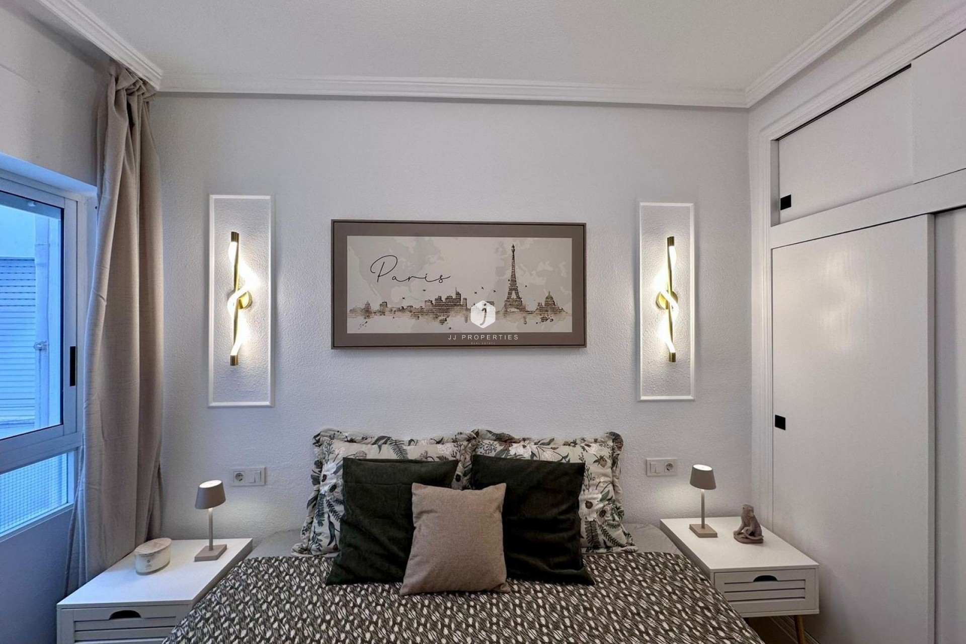 Resale - Apartment / flat -
Torrevieja - Estacion de autobuses