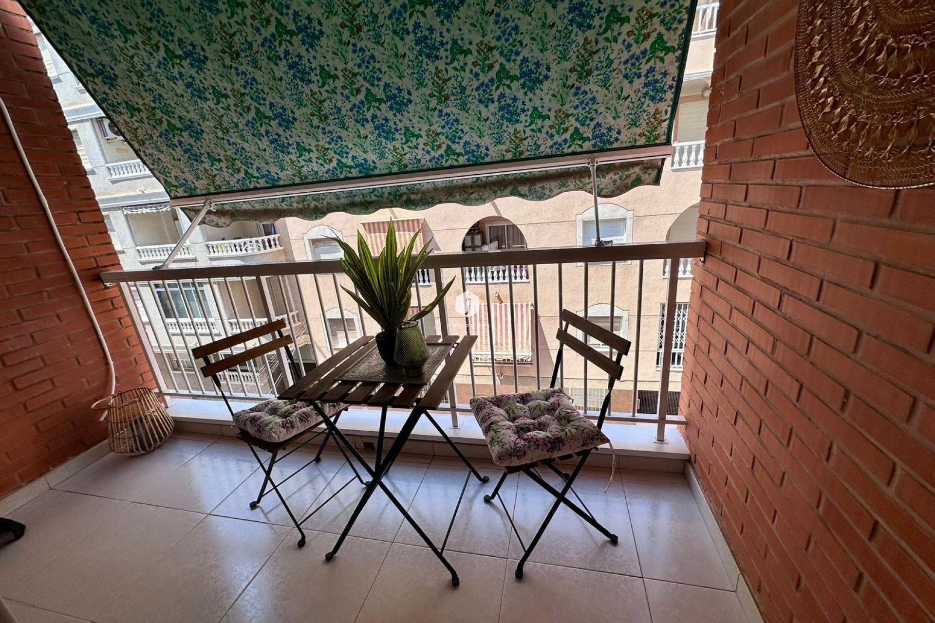 Resale - Apartment / flat -
Torrevieja - Estacion de autobuses