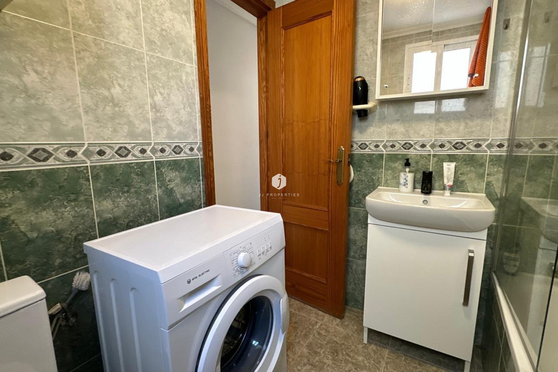 Resale - Apartment / flat -
Torrevieja - Estacion de autobuses
