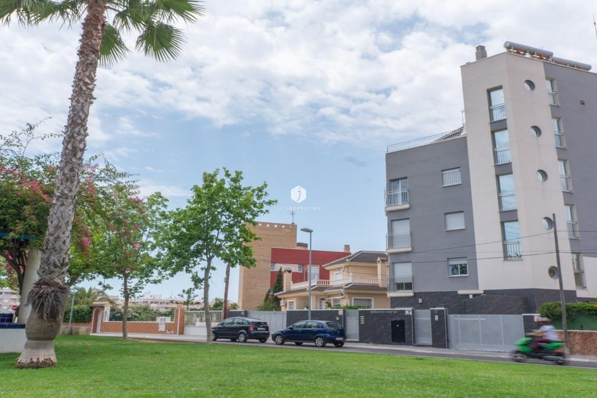 Resale - Apartment / flat -
Torrevieja - Estacion de autobuses