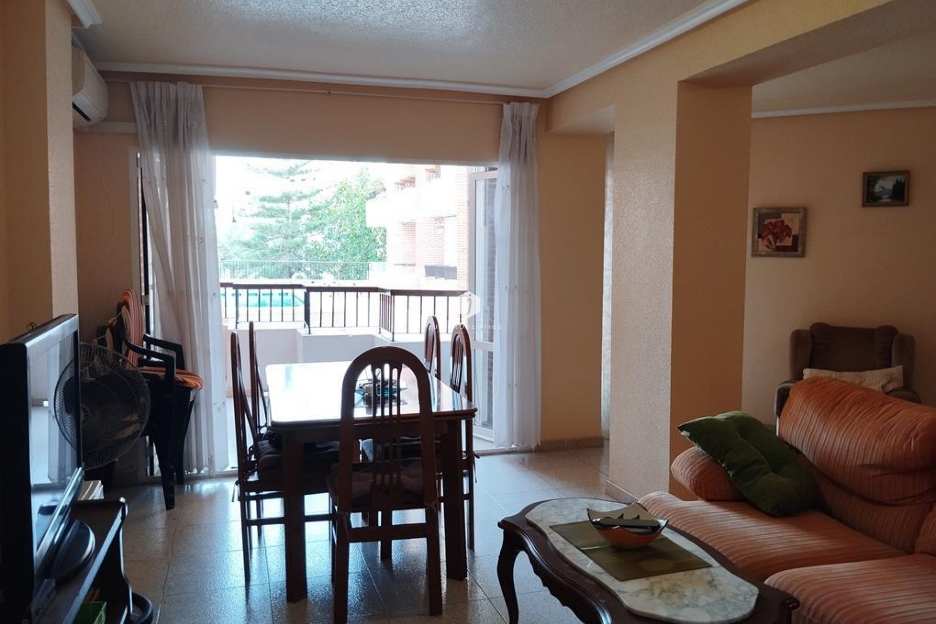Resale - Apartment / flat -
Torrevieja - HABANERAS PLAZA SANTA MARIA