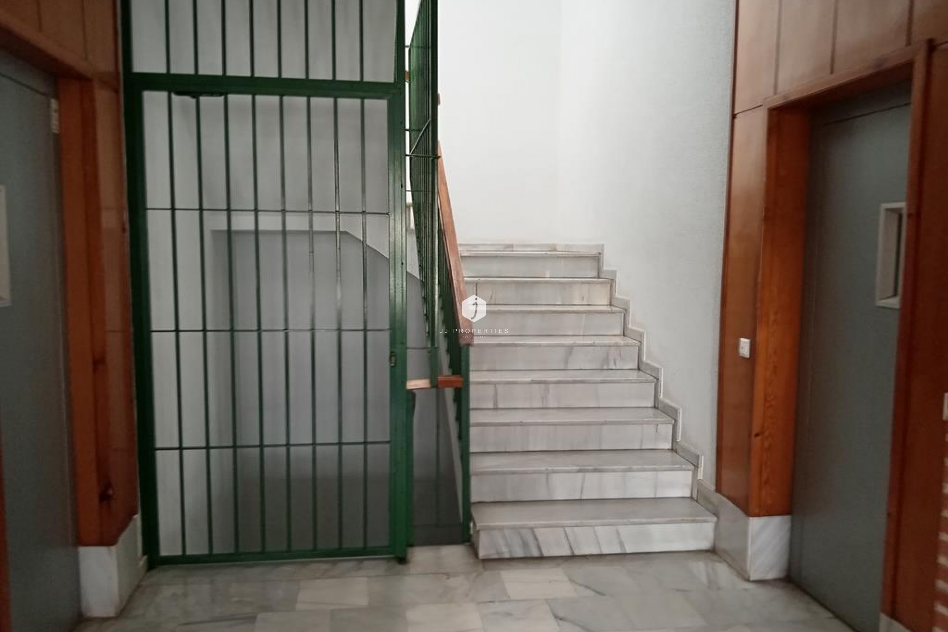 Resale - Apartment / flat -
Torrevieja - Habaneras