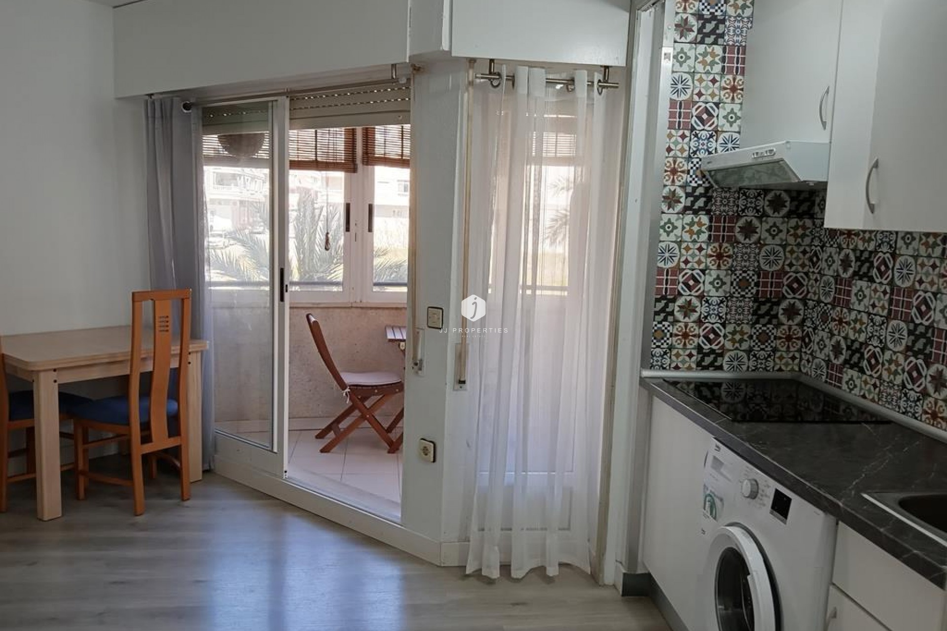 Resale - Apartment / flat -
Torrevieja - Habaneras