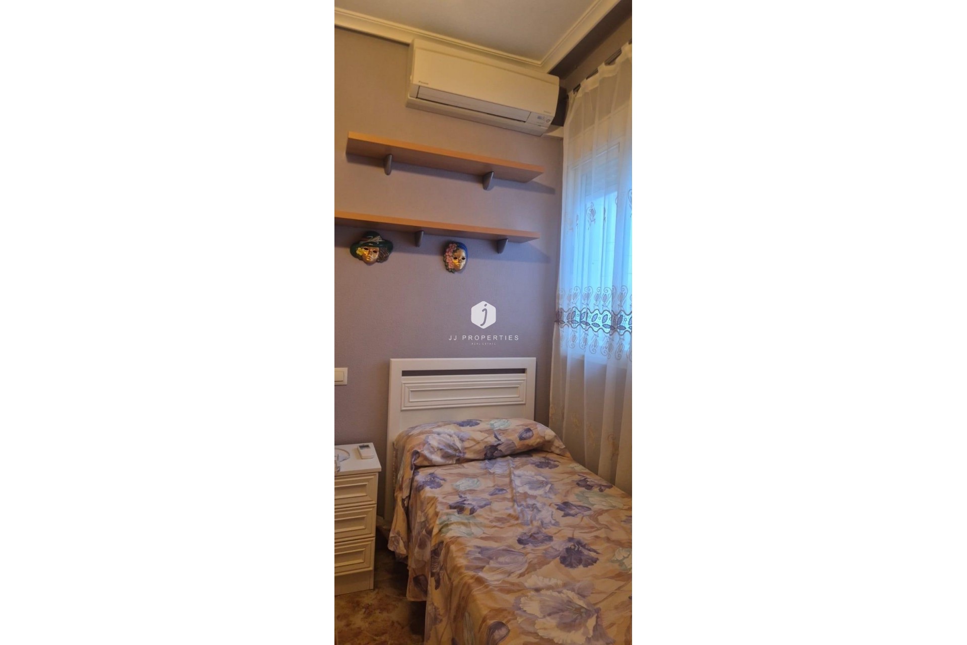 Resale - Apartment / flat -
Torrevieja - La Mata Pueblo