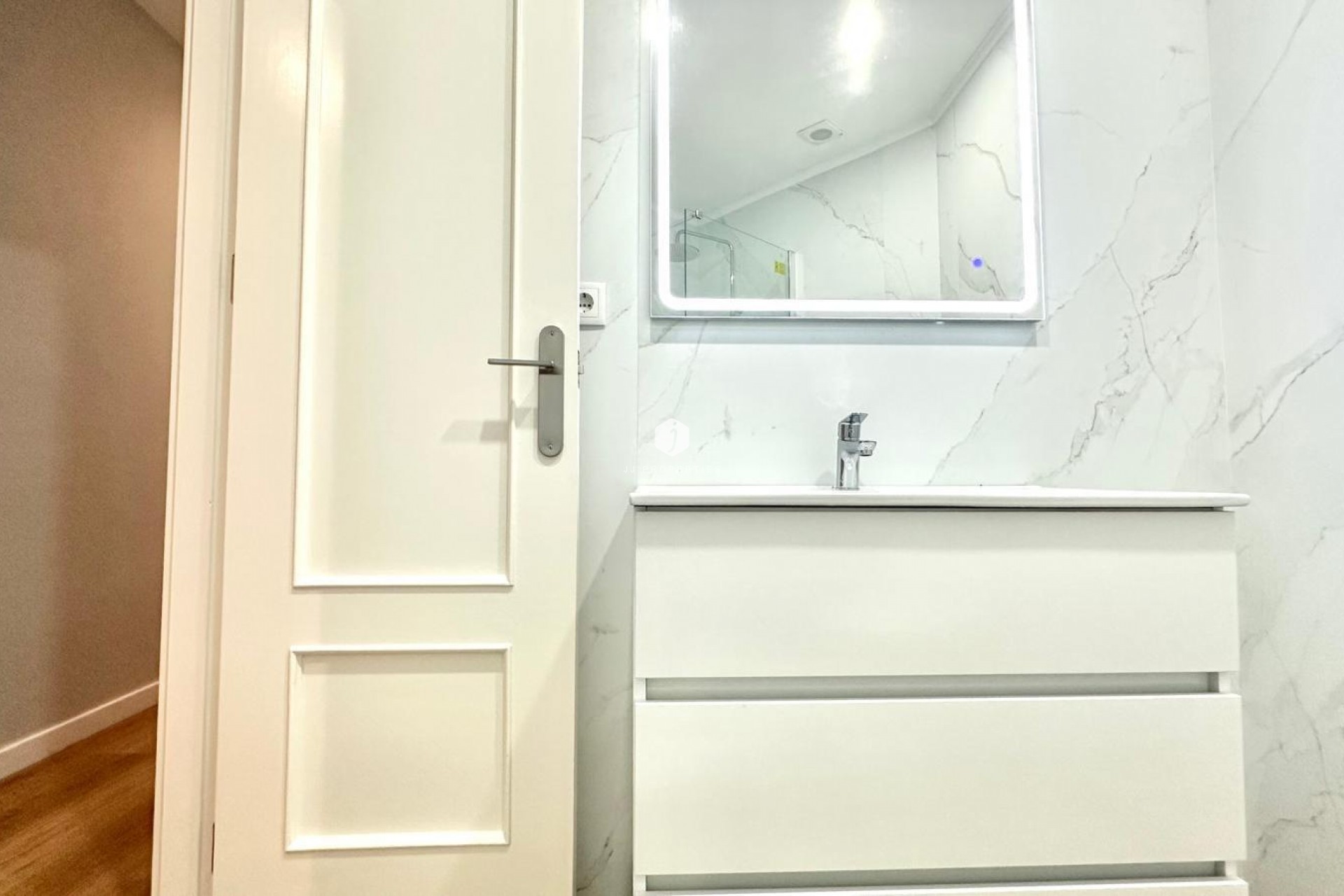 Resale - Apartment / flat -
Torrevieja - La Mata Pueblo