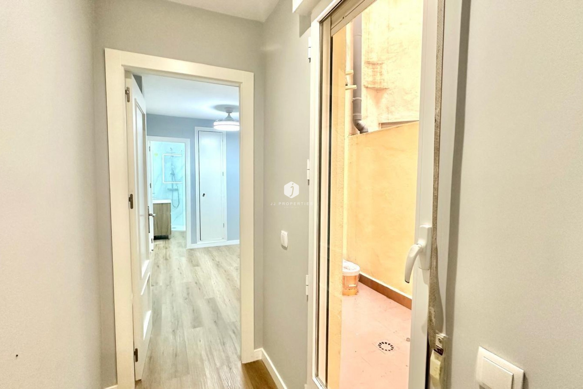 Resale - Apartment / flat -
Torrevieja - La Mata Pueblo