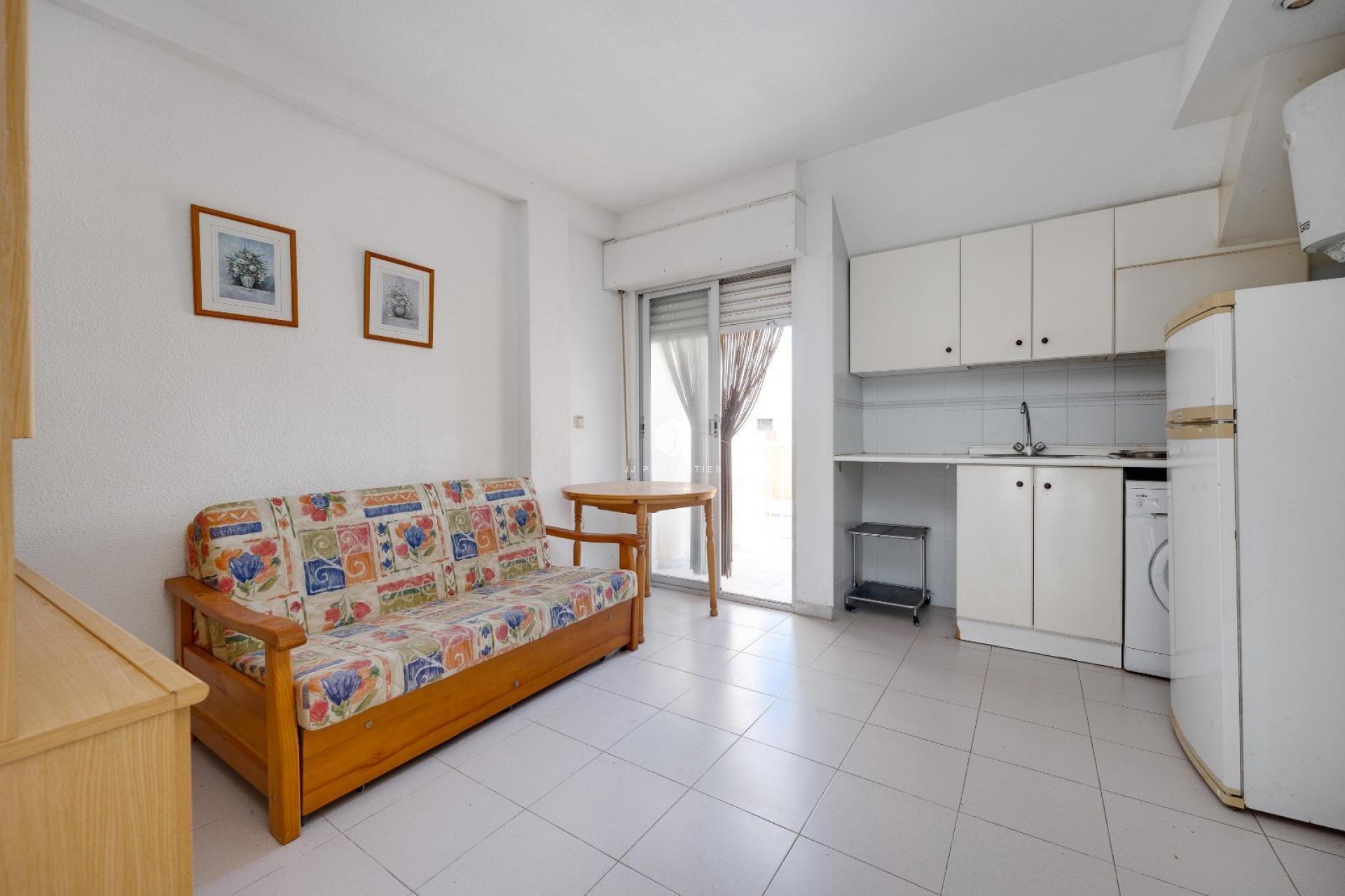 Resale - Apartment / flat -
Torrevieja - La Mata Pueblo