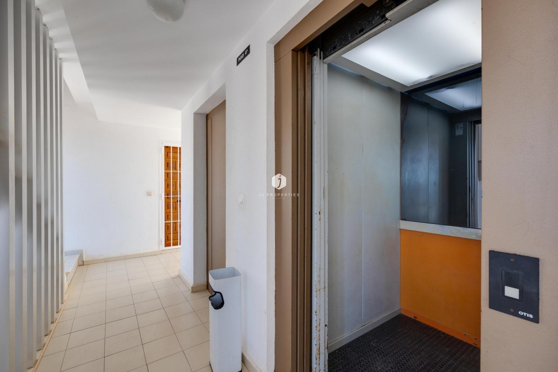 Resale - Apartment / flat -
Torrevieja - La Mata Pueblo
