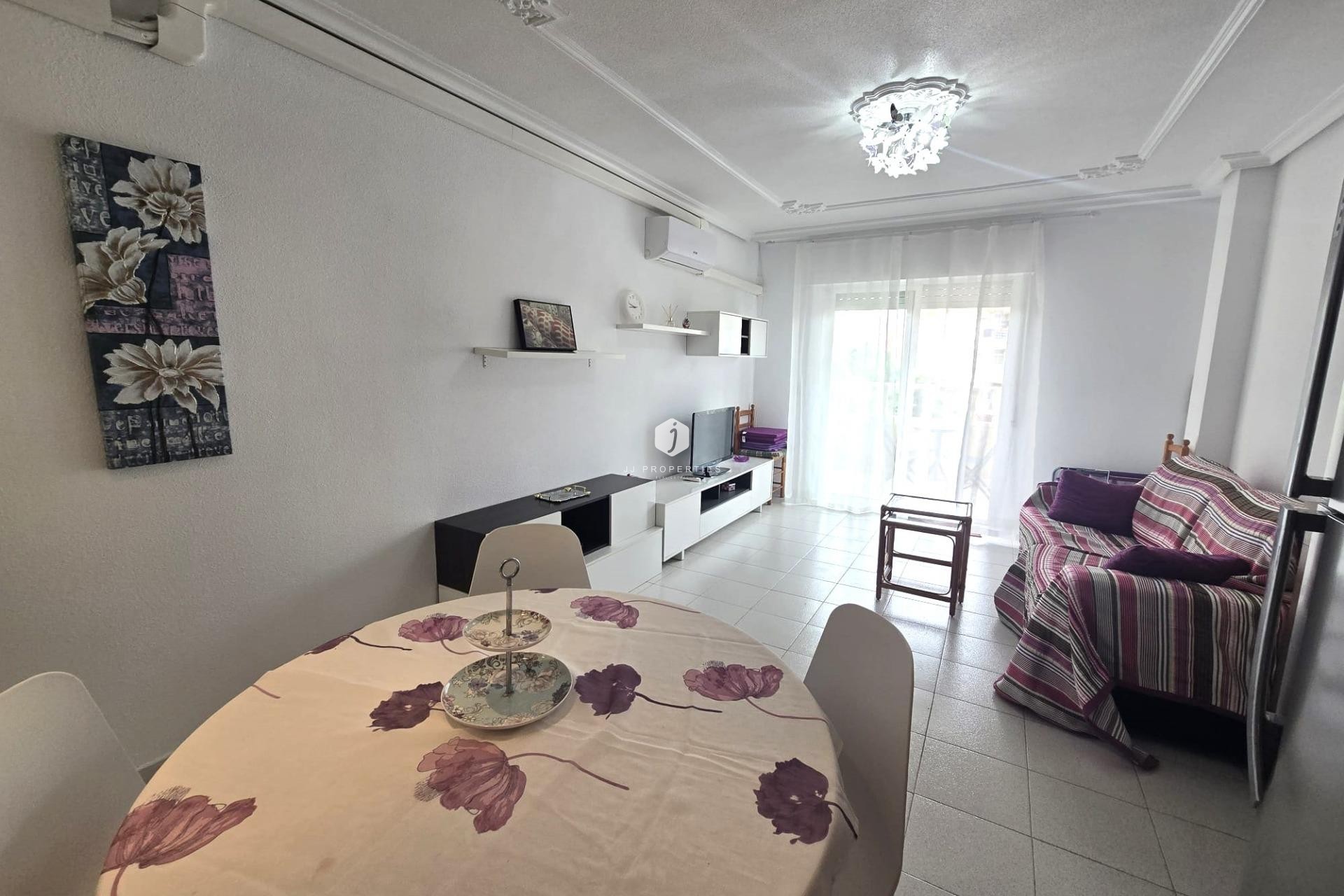Resale - Apartment / flat -
Torrevieja - La Mata Pueblo