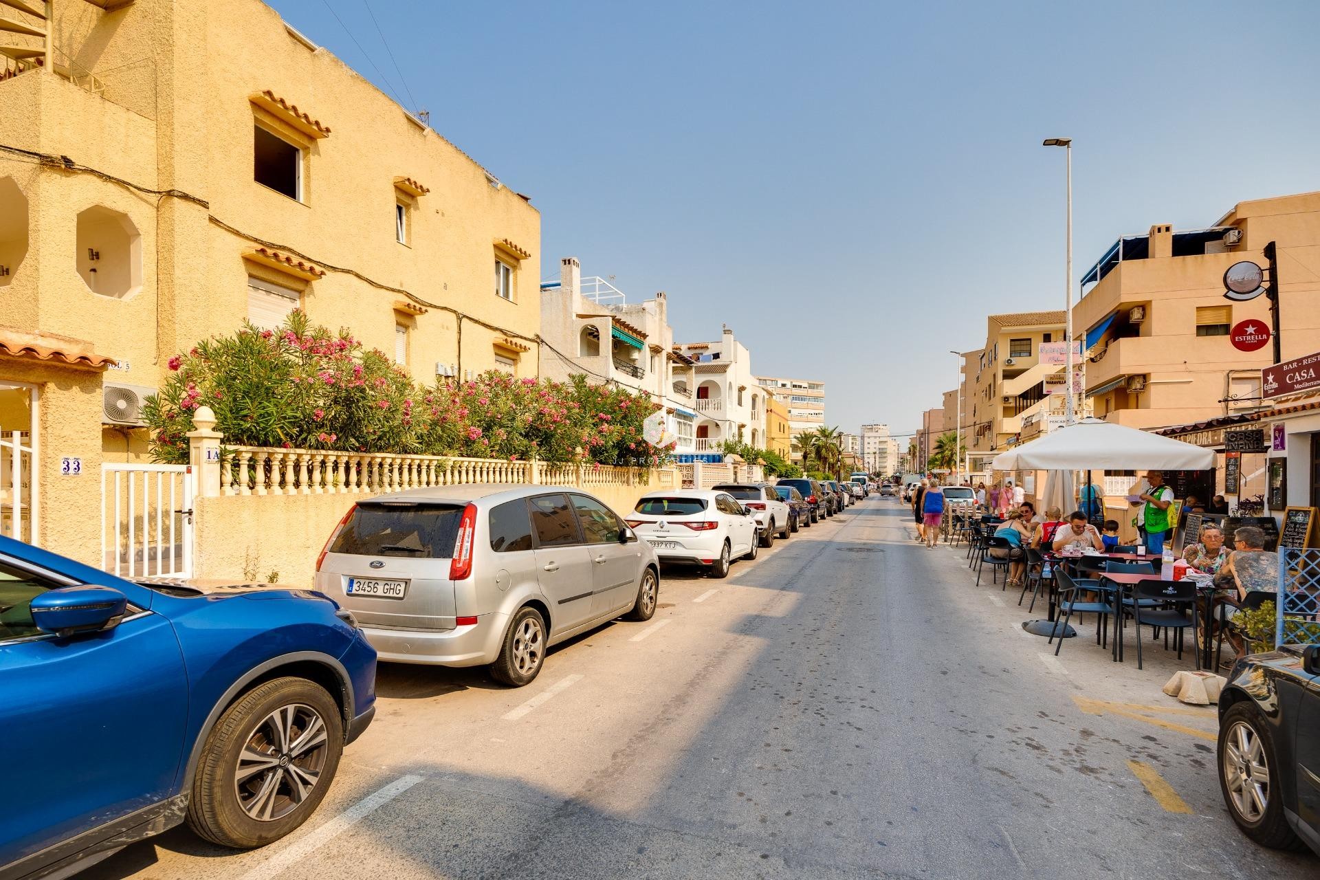 Resale - Apartment / flat -
Torrevieja - La Mata